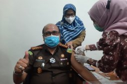 56 Pegawai Kejari Pangkalpinang divaksin