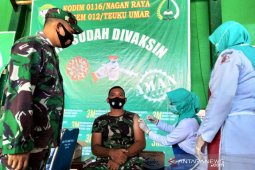 Ratusan prajurit TNI di Nagan Raya disuntik vaksin COVID-19