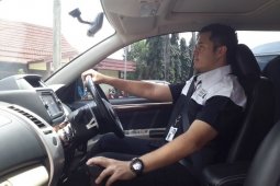 Tips berkendara dengan posisi duduk agar nyaman dan aman