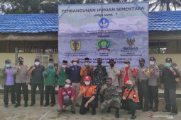 LLDIKTI kolaborasi dengan Baznas dan TNI bangun Huntara di HST