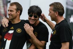 Hansi Flick hati-hati membahas pengganti Joachim Loew