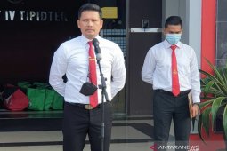 Jadi polisi mengabdi tanpa pelanggaran