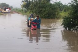 Banjir luapan Kali Lamong merendam sebelas desa di Gresik