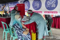 Wali Kota minta warga belum divaksin bersabar