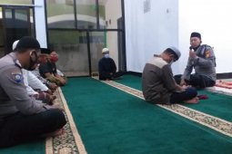 Kapolsub Sektor Kota Sumbawa gencarkan terus gelar safari subuh berjamaah