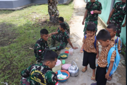 Satgas TMMD Kodim 1206/PSB jadi sahabat anak-anak