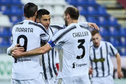 Ronaldo cetak hattrick, Juve gasak Cagliari 3-1