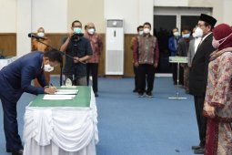 Rektor USU lantik 22 pimpinan  lembaga dan satuan kerja