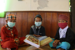 Doa dari anak Dusun Suka Ramai untuk Satgas TMMD ke-110