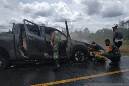 KPH Kapuas Hulu menunggu kepastian hukum kasus kebakaran mobil dinas