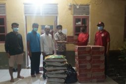 Tanah Bumbu hands out assistance for victims of natural disaster