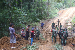 Satgas TMMD Ke 110 Kodim 1206/PSB terus bekerja keras
