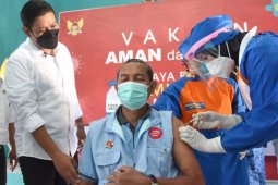 Giliran ketua RT di Kota Kediri dapat suntikan vaksin COVID-19