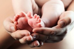 Maternal, infant mortality rates remain high in N Sumatra: Governor