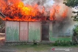 Dua rumah di Nagan Raya terbakar