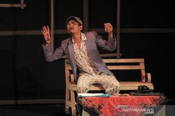 Parade teater monolog