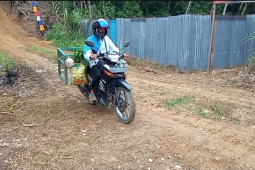 TMMD 110 Kodim 1206/PSB bawa berkah Bmbagi pedagang keliling