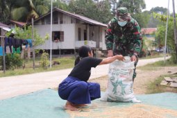 Pembangunan jalan TMMD Kodim 1206/PSB permudah akses  warga ke ladang