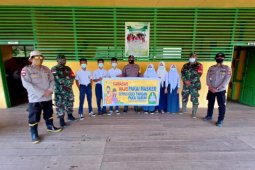 Datangi sekolahan, Satgas TMMD 110 Putussibau terapkan Protkes
