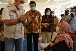 Pemkab Tangerang targetkan 15.000 warga divaksin setiap hari