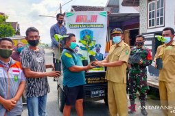Kampung Sehat 2, Desa Jorok bagikan bibit tanaman herbal kepada warga