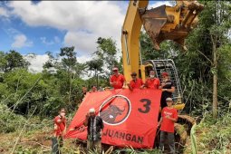 DPC PDI P Sekadau gusur lahan untuk sekretariat