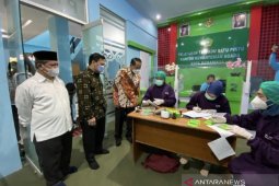 Puluhan calon haji asal  Kota Samarinda divaksin COVID-19