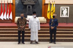 Gus Muwafiq bekali ratusan calon wisudawan UWKS