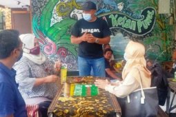 UMKM di Surabaya minta penambahan jam operasional selama PPKM