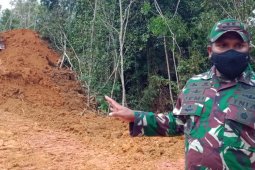 Dansatgas TMMD 110 Kodim 1206/PSB optimis pembukaan jalan selesai dikerjakan