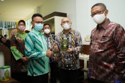 Menkop kunjungi gedung UMKM Center di Pontianak
