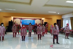 Komunitas SG ULD Jatim ajak lansia tetap bugar selama pandemi lewat "line dance"