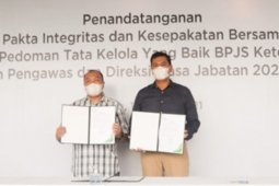 Jajaran Direksi dan Dewas  BPJAMSOSTEK tandatangani pakta integritas