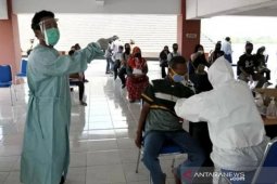 China melaporkan lonjakan terbesar kasus harian COVID-19 dalam lebih dari dua bulan