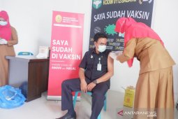 ASN Pengadilan Negeri Sabang jalani vaksinasi COVID-19