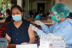 Denpasar genjot vaksinasi massal untuk "Zona Hijau Sanur"