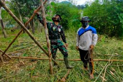 Campur tangan Satgas TMMD 110 Putussibau renovasi  Wisata Urban