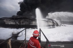 Serangan teroris penyebab kebakaran kilang minyak Balongan? Cek faktanya