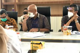 Pemkab Labusel diminta ajukan kembali permohonan pemasangan jaringan listrik untuk dua dusun