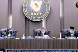 DKPP berhentikan tetap Anggota KPU Kota Jambi