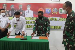 Bupati Kapuas Hulu minta warga jaga hasil pembangunan TMMD