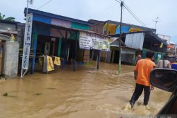 Dua meninggal, 27 ribu jiwa terdampak banjir di Bima