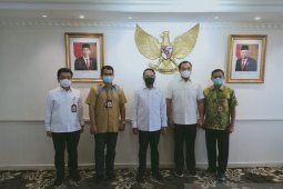 Banjarbaru Mayor meets Sports Minister to prepare a new stadium