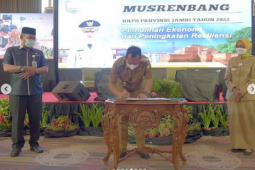Wabup Muarojambi kawal pembangunan infrastruktur kewilayahan