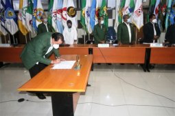 Bentuk SDM unggul, KONI Jatim tanda tangani MoU dengan pemangku kebijakan