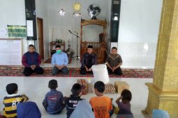 Bawaslu Gorontalo Utara rayakan HUT ke-13 di panti asuhan