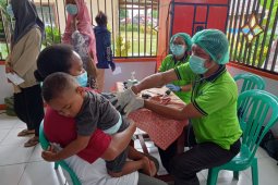 Petrogas dan Pemkab Sorong lakukan pengobatan gratis bagi masyarakat Kampung Arar