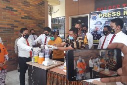 Polres Tanah Bumbu ringkus dua orang gembong Narkotika lintas kabupaten