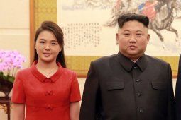 Kim Jong Un kunjungi  makam keluarga, beri penghormatan kepada kakek