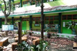 Sedikitnya 200 bangunan di Blitar rusak akibat gempa